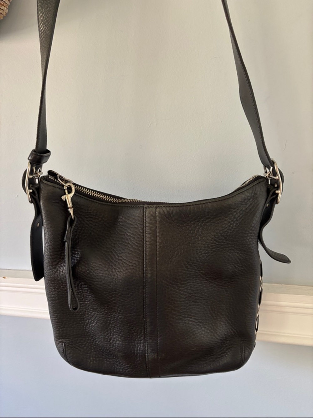 Coach Vintage 9350 Black Leather Shoulder Bag